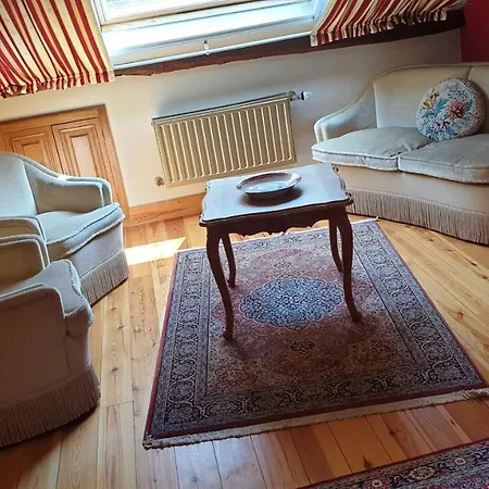 Le Prangeleux Bed & Breakfast 3*