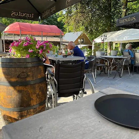 Le Prangeleux Bed & Breakfast